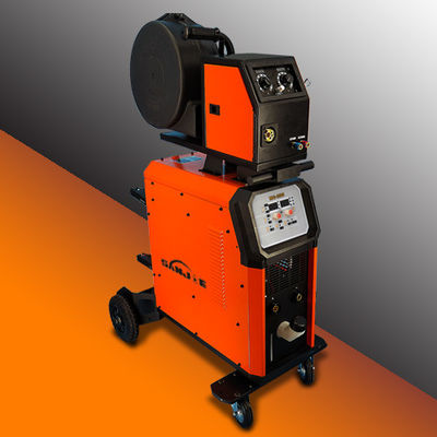 Qualità  4 Rolls MIG Welding Machine IGBT Multi Process Water Cooling 15kg Wire Spool fabbrica